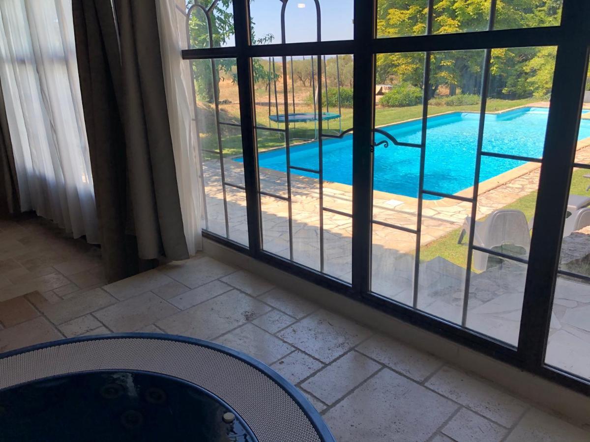 Le Pool House - Private Jacuzzi - Mas Des Sous Bois Hotel Ventabren Exterior foto