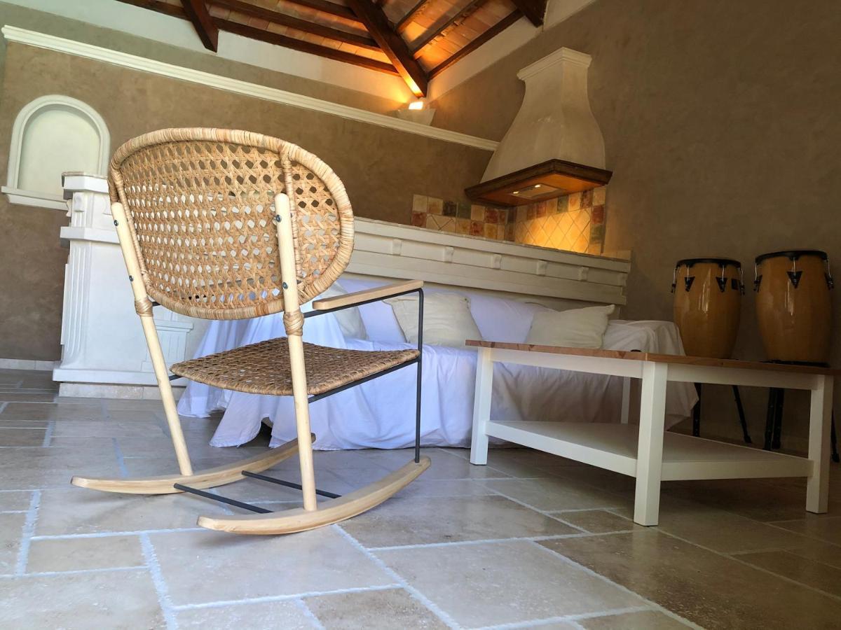 Le Pool House - Private Jacuzzi - Mas Des Sous Bois Hotel Ventabren Exterior foto